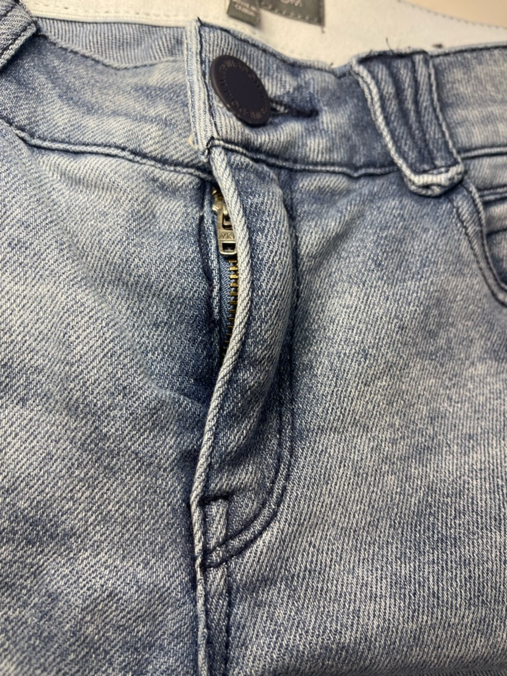 LIKE NEW! Wit & Wisdom Light Wash Women’s Skinny Jeans - Blue - Picture 6 of 14